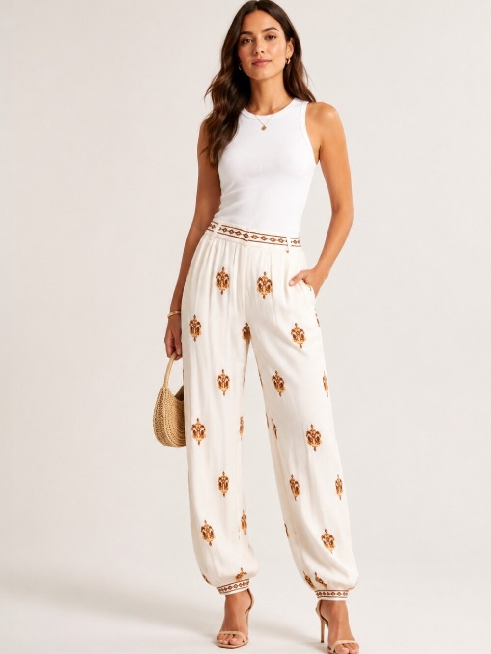 Farm Rio Cropprd Embroidered Georgette Tapered Pants Off White Sz Large NWT$248